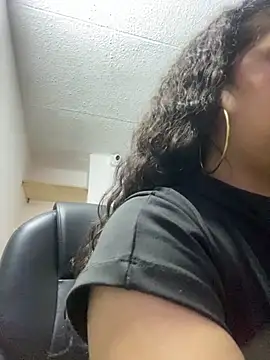 NINA 18 YEARS online show from 10-22-25, 07:13