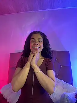 NINA 18 YEARS online show from 12-17-25, 10:48