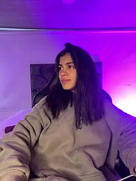 NINA 18 YEARS online show from 01-11-26, 01:29