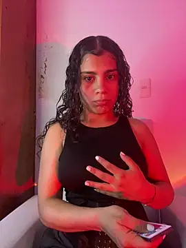 Snapshot of NINA_18_YEARS chatting on 03-13-25, 08:32 NINA 18 YEARS online show from 03-13-25, 08:32