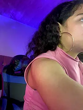 NINA 18 YEARS online show from 12-23-25, 04:56