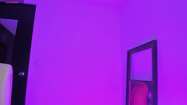 TinaJonnes  online show from 02-04-26, 09:04