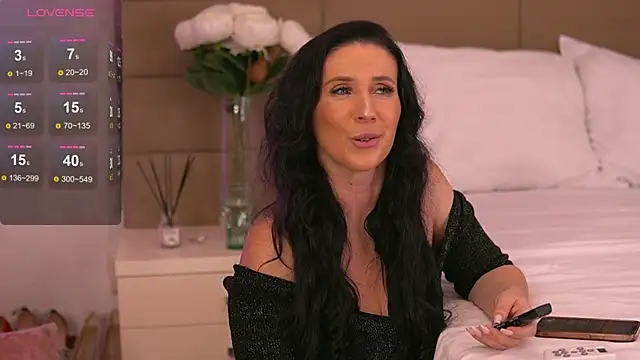 KyraCase online show from 11-06-25, 07:18