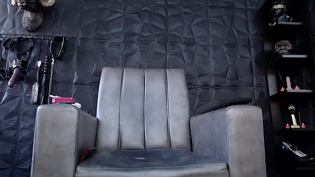 Agata Darkness online show from 09-16-25, 06:42