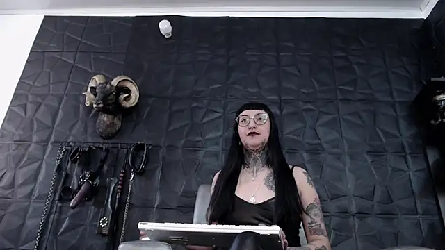 Agata Darkness online show from 09-08-25, 07:35