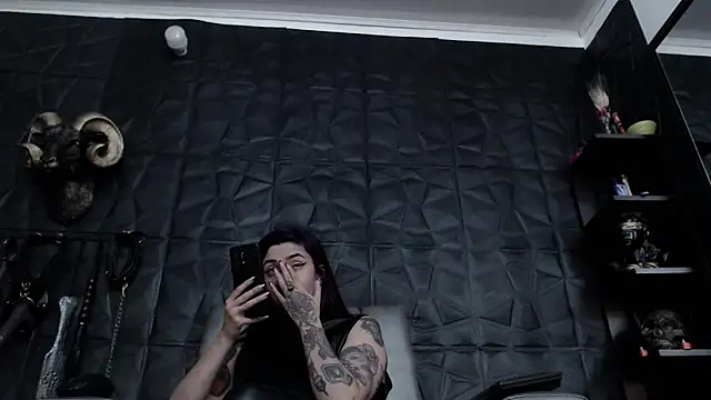 Agata Darkness online show from 03-29-26, 11:39