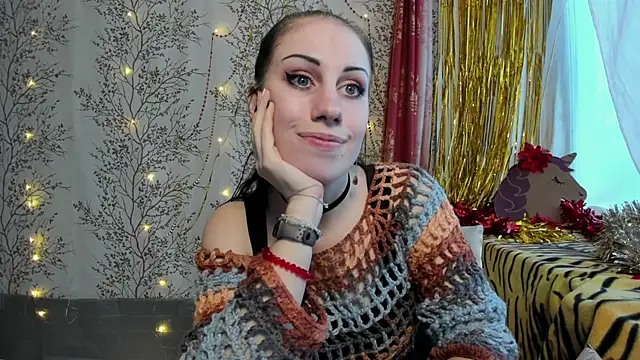 Snapshot of Mary0Lou chatting on 12-26-24, 09:01 Mary0Lou online show from 12-26-24, 09:01