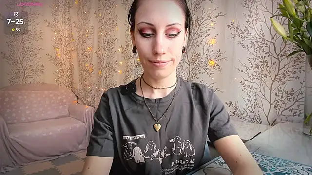 Snapshot of Mary0Lou chatting on 02-23-26, 07:31 Mary0Lou online show from 02-23-26, 07:31