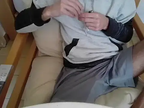 Snapshot of alexsigr123 chatting on 02-05-25, 10:19 alexsigr123 online show from 02-05-25, 10:19