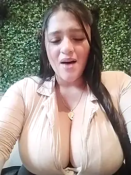 Snapshot of hanna-a chatting on 02-26-25, 03:21 hanna-a online show from 02-26-25, 03:21