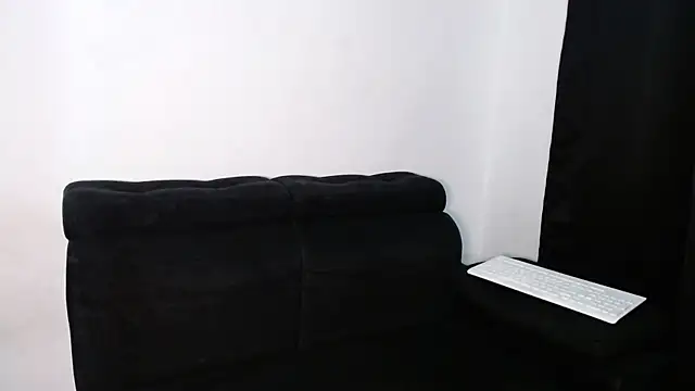 JacksonCooper1 online show from 04-11-26, 03:47