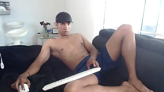 JacksonCooper1 online show from 04-05-26, 04:35