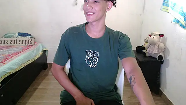 Snapshot of jake_willianss chatting on 12-29-24, 07:53 jake willianss online show from 12-29-24, 07:53