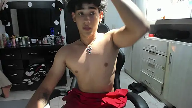 Snapshot of jake_willianss chatting on 05-07-26, 10:13 jake willianss online show from 05-07-26, 10:13