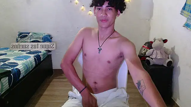 Snapshot of jake_willianss chatting on 12-21-24, 11:02 jake willianss online show from 12-21-24, 11:02