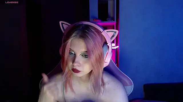 Snapshot of KittyAme chatting on 12-09-24, 07:39 KittyAme online show from 12-09-24, 07:39