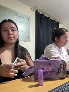 Snapshot of Catherine_summer1 chatting on 01-26-25, 11:29 Catherine summer1 online show from 01-26-25, 11:29
