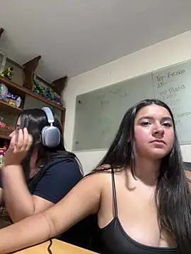 Snapshot of Catherine_summer1 chatting on 02-21-25, 03:01 Catherine summer1 online show from 02-21-25, 03:01