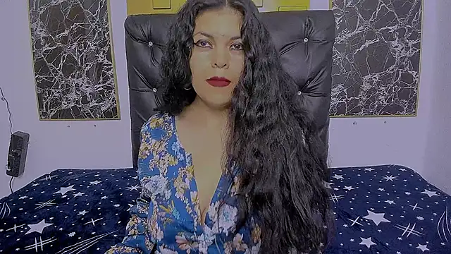 Snapshot of scarlett_w0lf chatting on 02-09-26, 02:48 scarlett w0lf online show from 02-09-26, 02:48