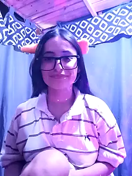 Snapshot of Luciauy chatting on 12-03-24, 06:44 Luciauy online show from 12-03-24, 06:44