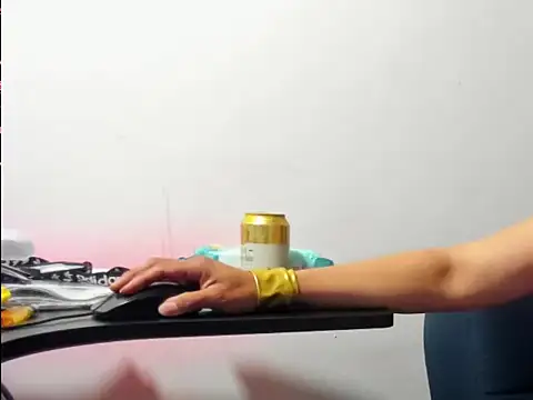 peanut tangerine online show from 11-01-25, 01:01