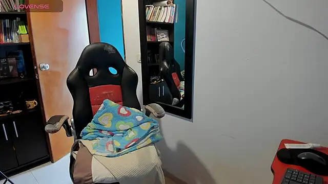 peanut tangerine online show from 09-13-25, 05:02