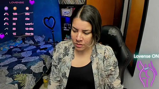 peanut tangerine online show from 09-29-25, 01:23