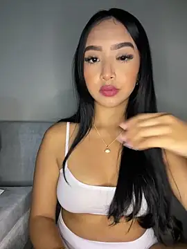 Snapshot of SOPHIACANDY19_ chatting on 02-20-25, 01:57 SOPHIACANDY19 online show from 02-20-25, 01:57