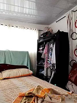 Samantha Sullivan  online show from 03-12-25, 02:12