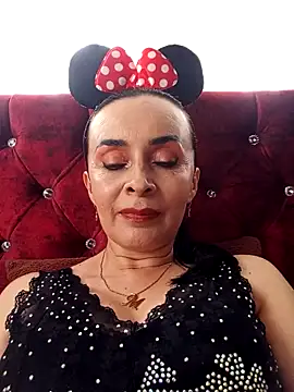 Samantha Sullivan  online show from 10-31-25, 04:03