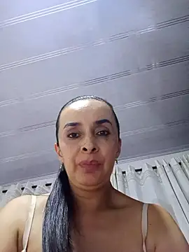 Samantha Sullivan  online show from 02-01-26, 02:32