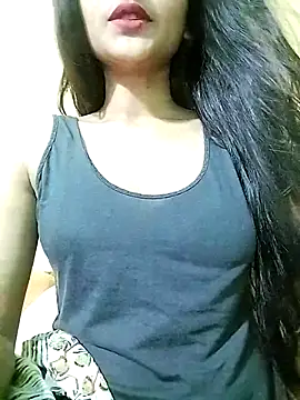 MISSQUEEN48 online show from 03-19-25, 11:39