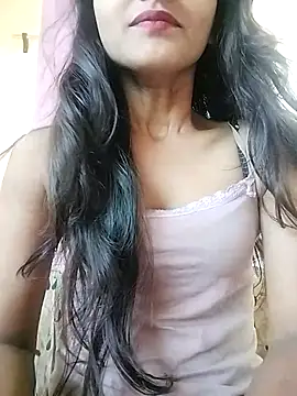 Snapshot of MISSQUEEN48 chatting on 03-22-26, 07:43 MISSQUEEN48 online show from 03-22-26, 07:43