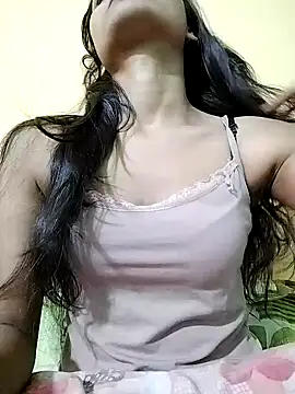 MISSQUEEN48 online show from 01-12-26, 07:04