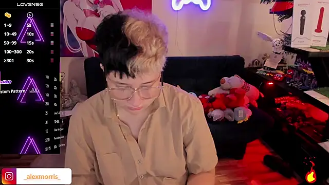 Snapshot of _AlexMorris chatting on 10-29-25, 07:02  AlexMorris online show from 10-29-25, 07:02