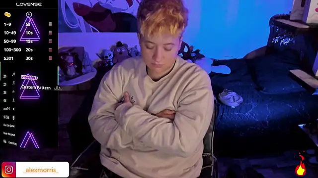 Snapshot of _AlexMorris chatting on 10-14-25, 05:52  AlexMorris online show from 10-14-25, 05:52