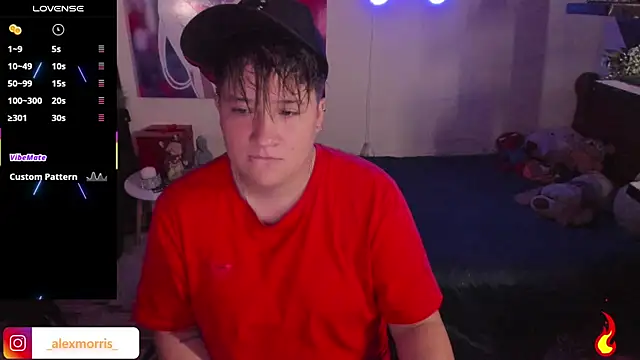 Snapshot of _AlexMorris chatting on 09-22-25, 11:33  AlexMorris online show from 09-22-25, 11:33