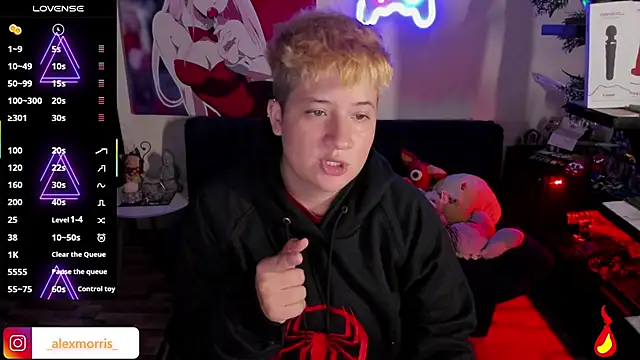 Snapshot of _AlexMorris chatting on 10-21-25, 05:07  AlexMorris online show from 10-21-25, 05:07