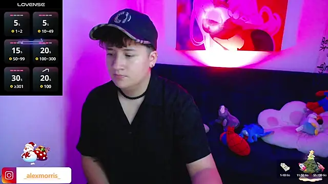 Snapshot of _AlexMorris chatting on 12-17-24, 06:24  AlexMorris online show from 12-17-24, 06:24