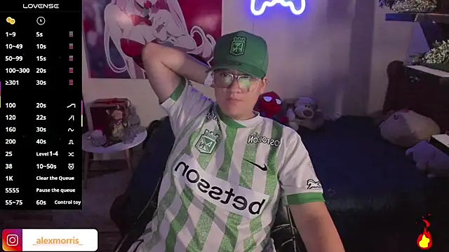 Snapshot of _AlexMorris chatting on 09-26-25, 06:42  AlexMorris online show from 09-26-25, 06:42