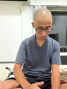 Snapshot of inukeno1031 chatting on 09-12-25, 03:12 inukeno1031 online show from 09-12-25, 03:12