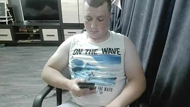 Snapshot of gamblingbum chatting on 05-28-26, 01:50 gamblingbum online show from 05-28-26, 01:50