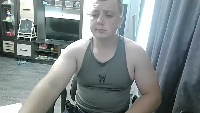 Snapshot of gamblingbum chatting on 07-16-26, 09:50 gamblingbum online show from 07-16-26, 09:50