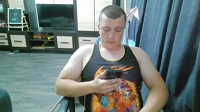 Snapshot of gamblingbum chatting on 05-30-26, 10:43 gamblingbum online show from 05-30-26, 10:43