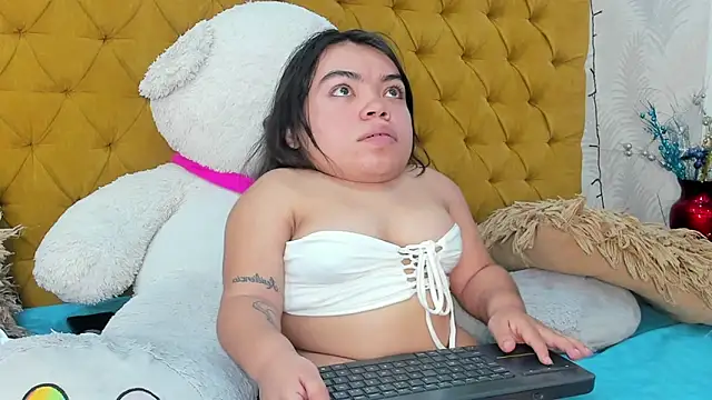 Snapshot of Michelle_Brooks chatting on 01-13-25, 10:24 Michelle Brooks online show from 01-13-25, 10:24