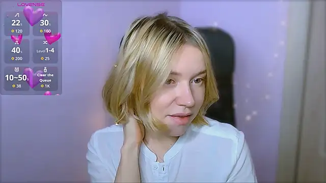 Snapshot of TaylorBre chatting on 02-18-26, 09:28 TaylorBre online show from 02-18-26, 09:28