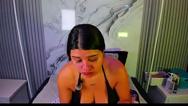 venusowen  online show from 03-07-26, 02:11