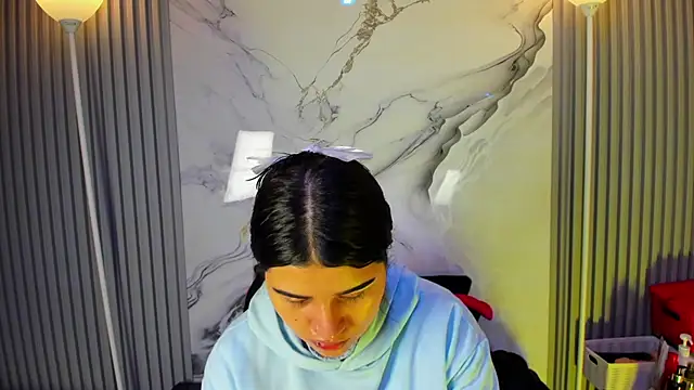 venusowen  online show from 04-02-26, 01:07