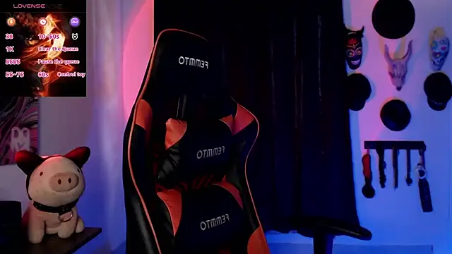 Snapshot of LilithSharon chatting on 11-20-25, 04:51 LilithSharon online show from 11-20-25, 04:51