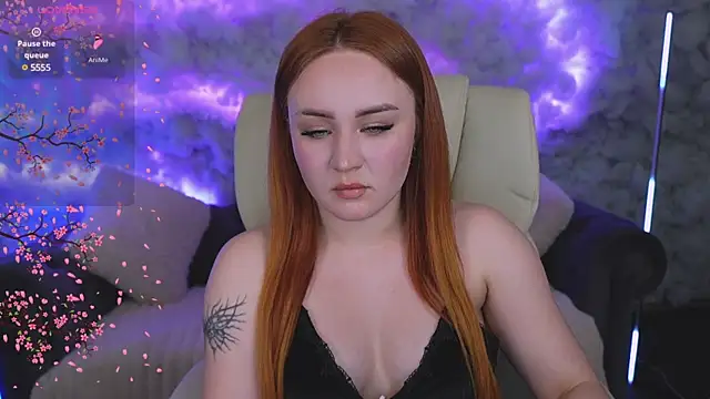 Snapshot of LovelyBell chatting on 03-19-25, 08:00 LovelyBell online show from 03-19-25, 08:00